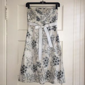 White House Black Market Strapless Dress